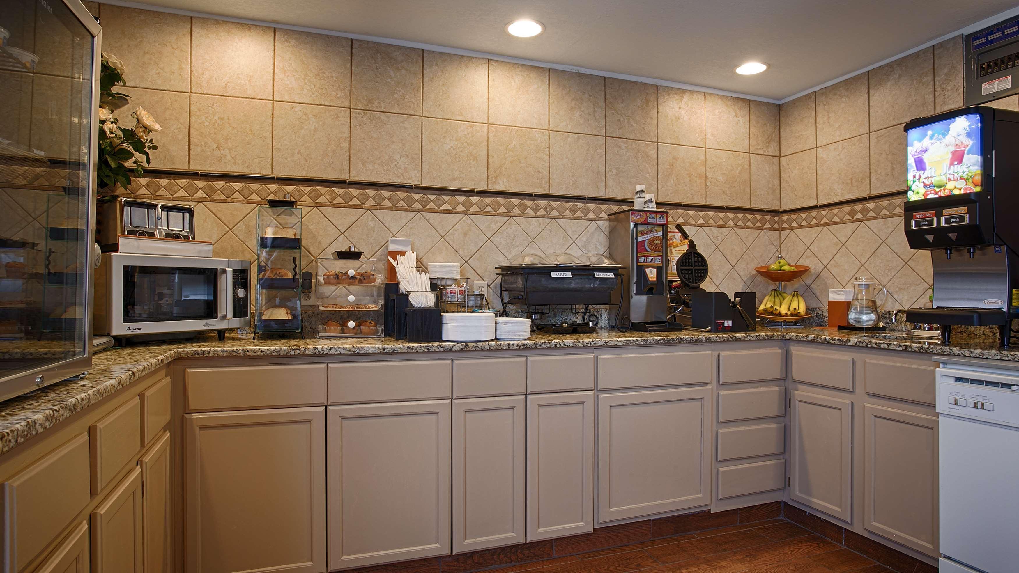 Best Western Ottawa Inn Экстерьер фото