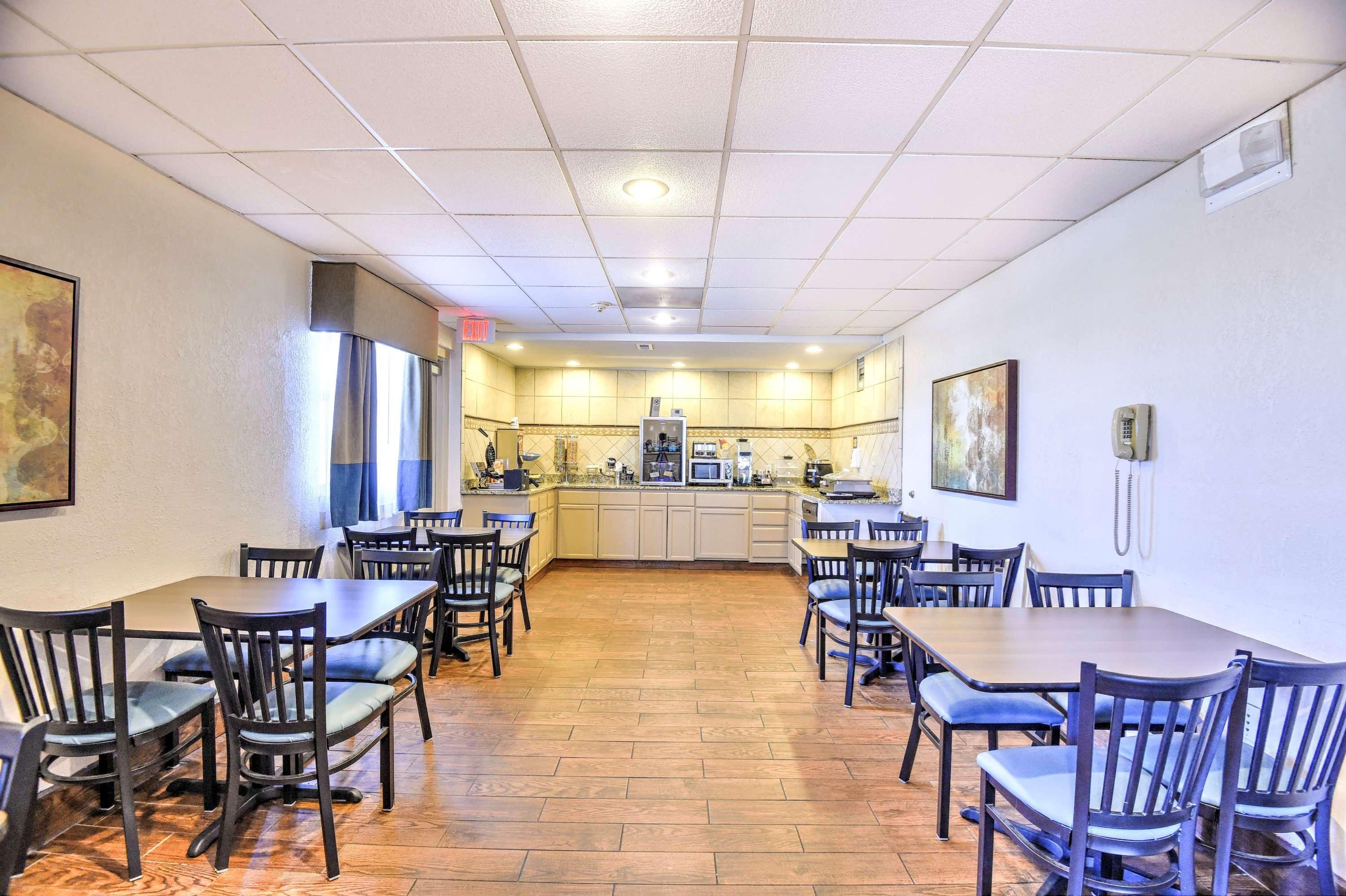 Best Western Ottawa Inn Экстерьер фото